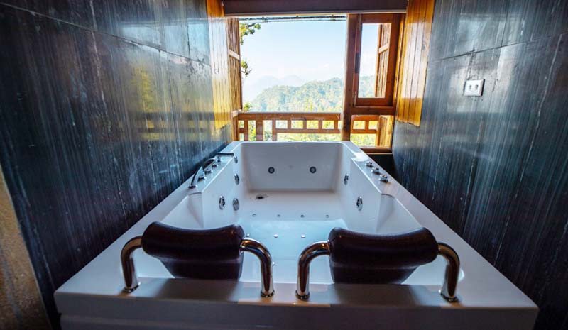 Suite Room with Jacuzzi